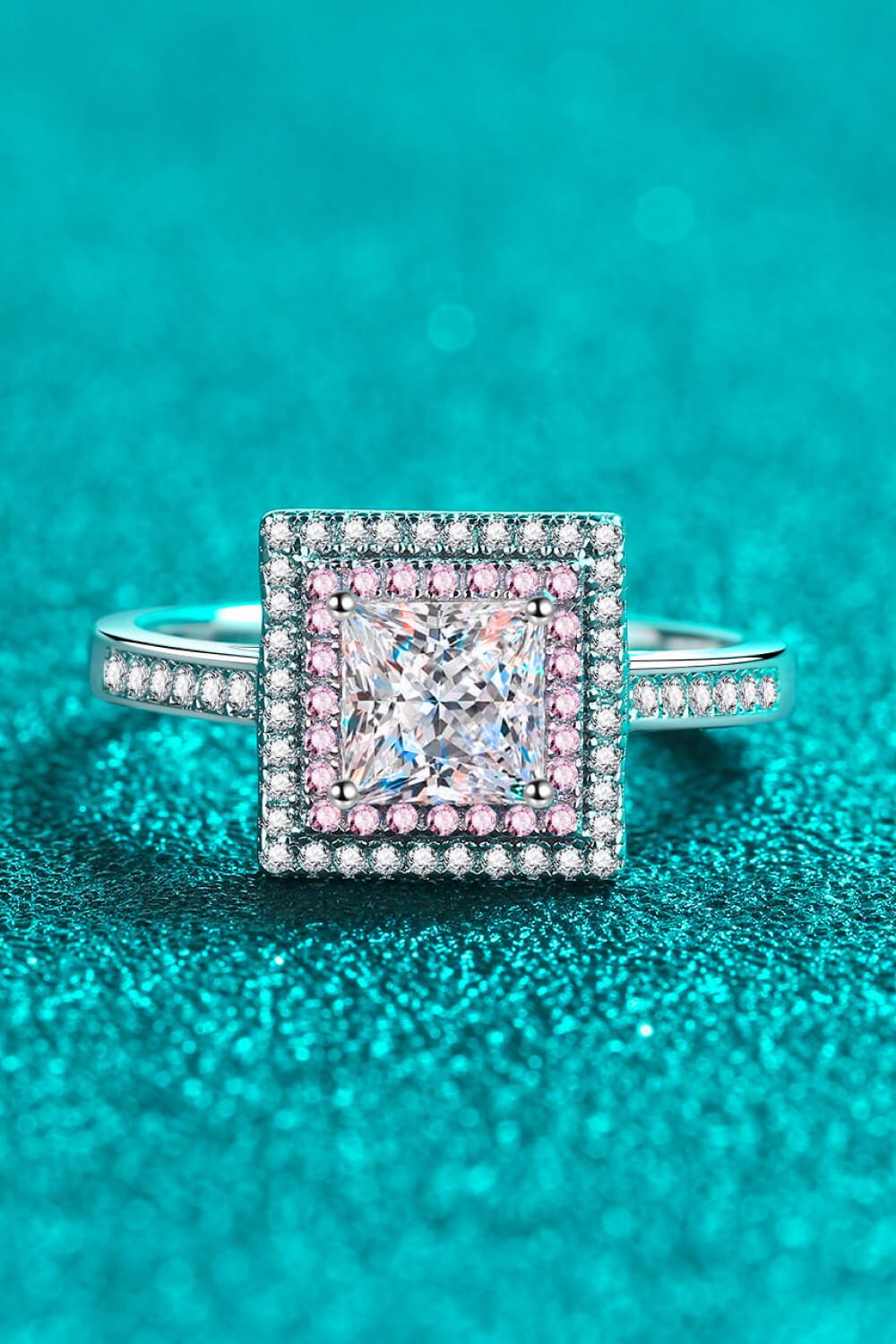 Stay Elegant 1 Carat Moissanite Ring Carauana Store