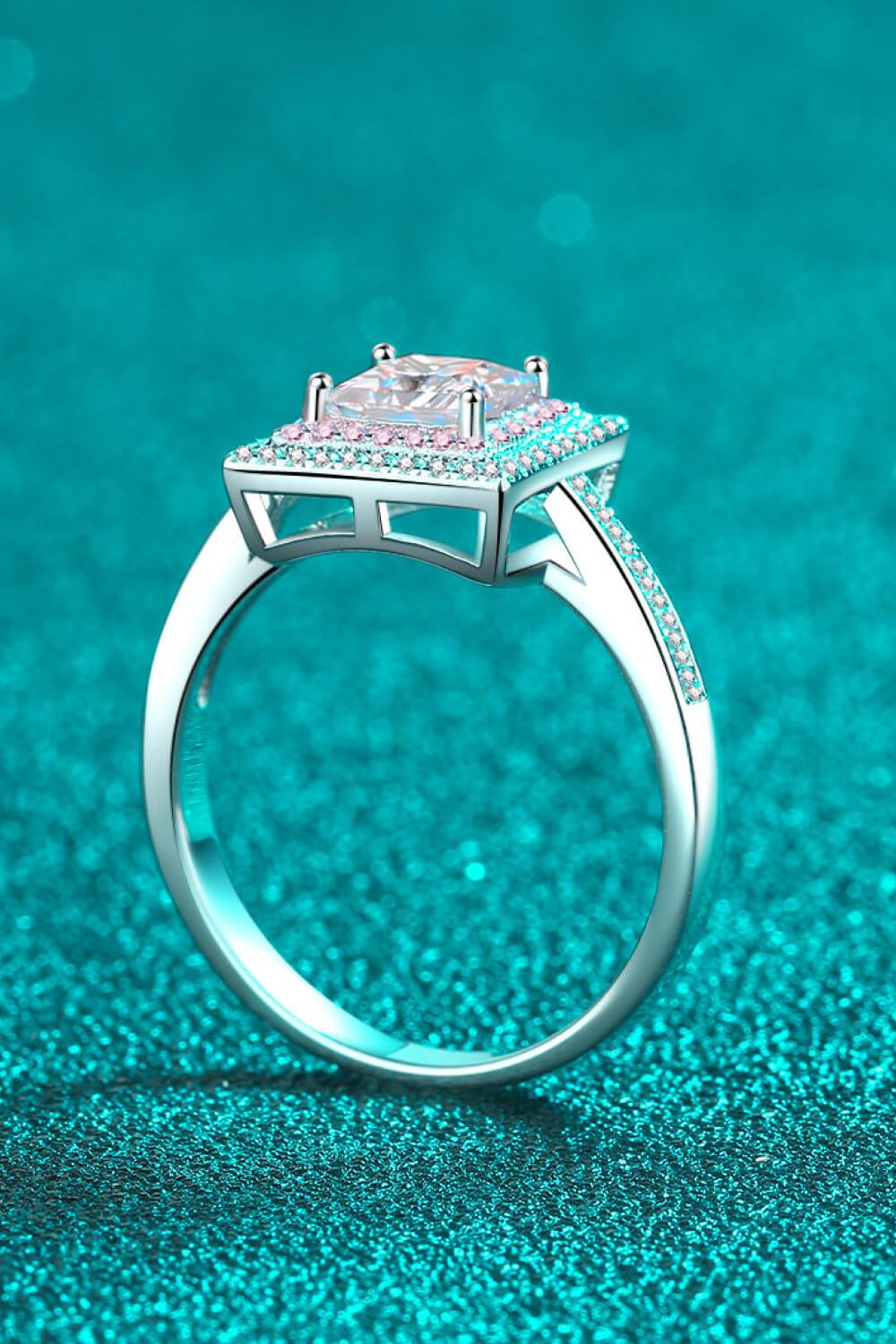 Stay Elegant 1 Carat Moissanite Ring Carauana Store