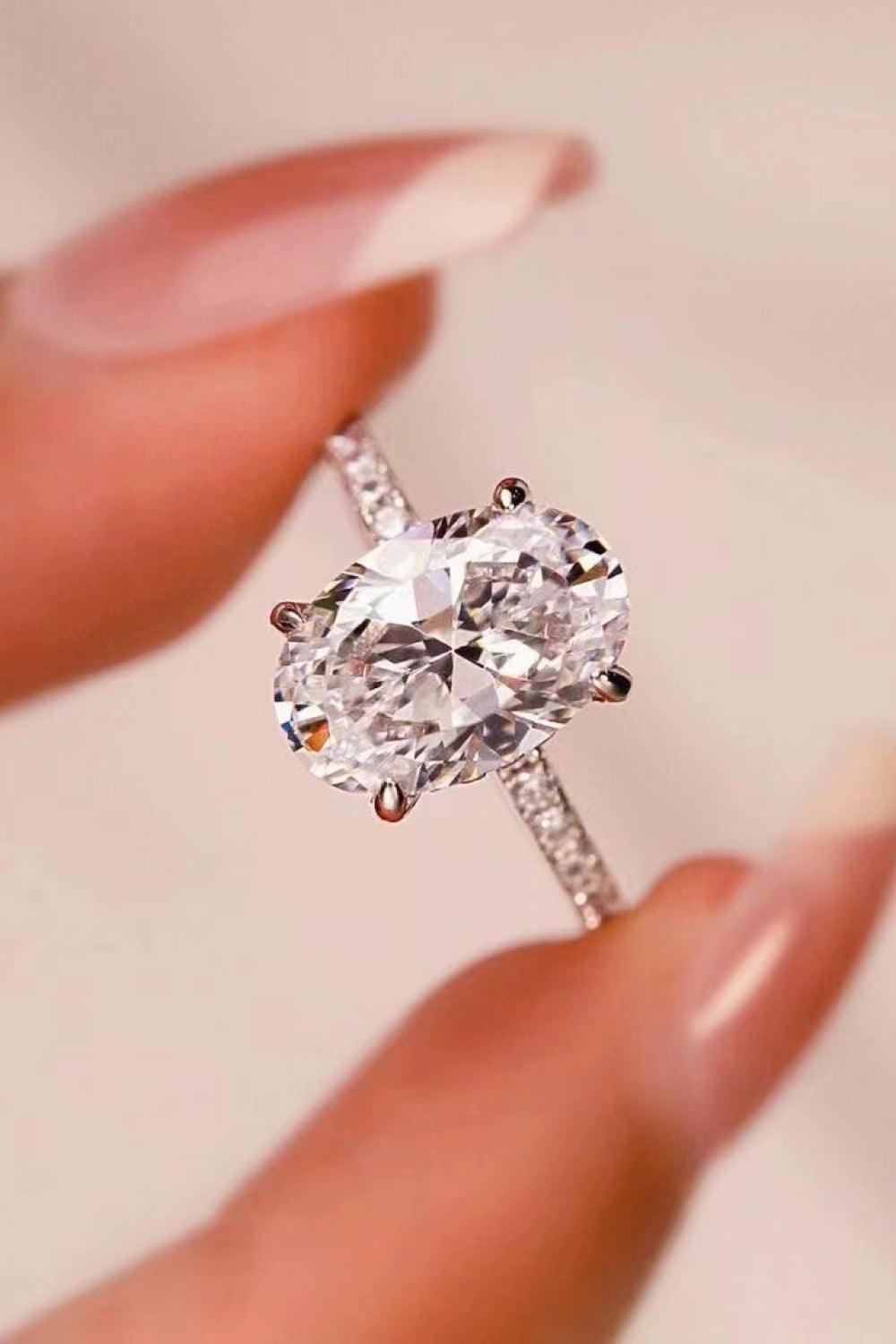 Platinum-Plated Side Stone 2 Carat Moissanite Ring Carauana Store