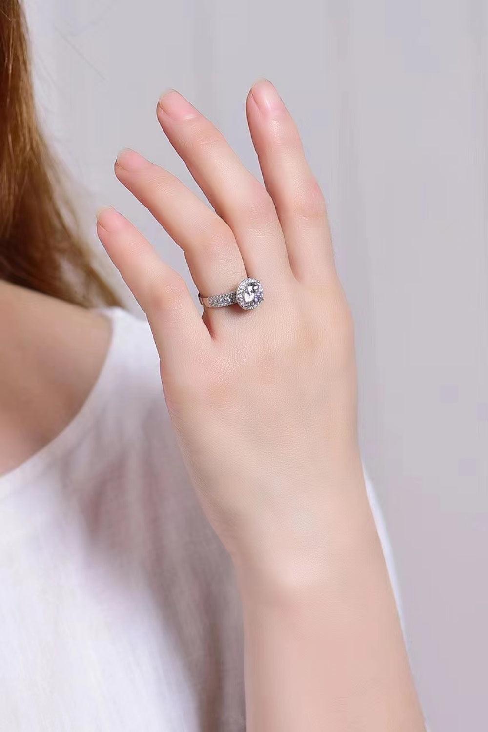 Four-Prong 2 Carat Moissanite Round Ring Carauana Store