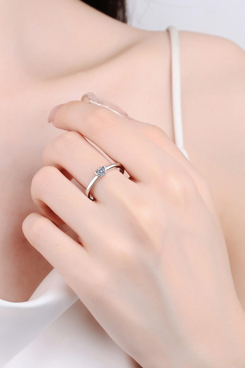 Heart-Shaped Moissanite Solitaire Ring Carauana Store