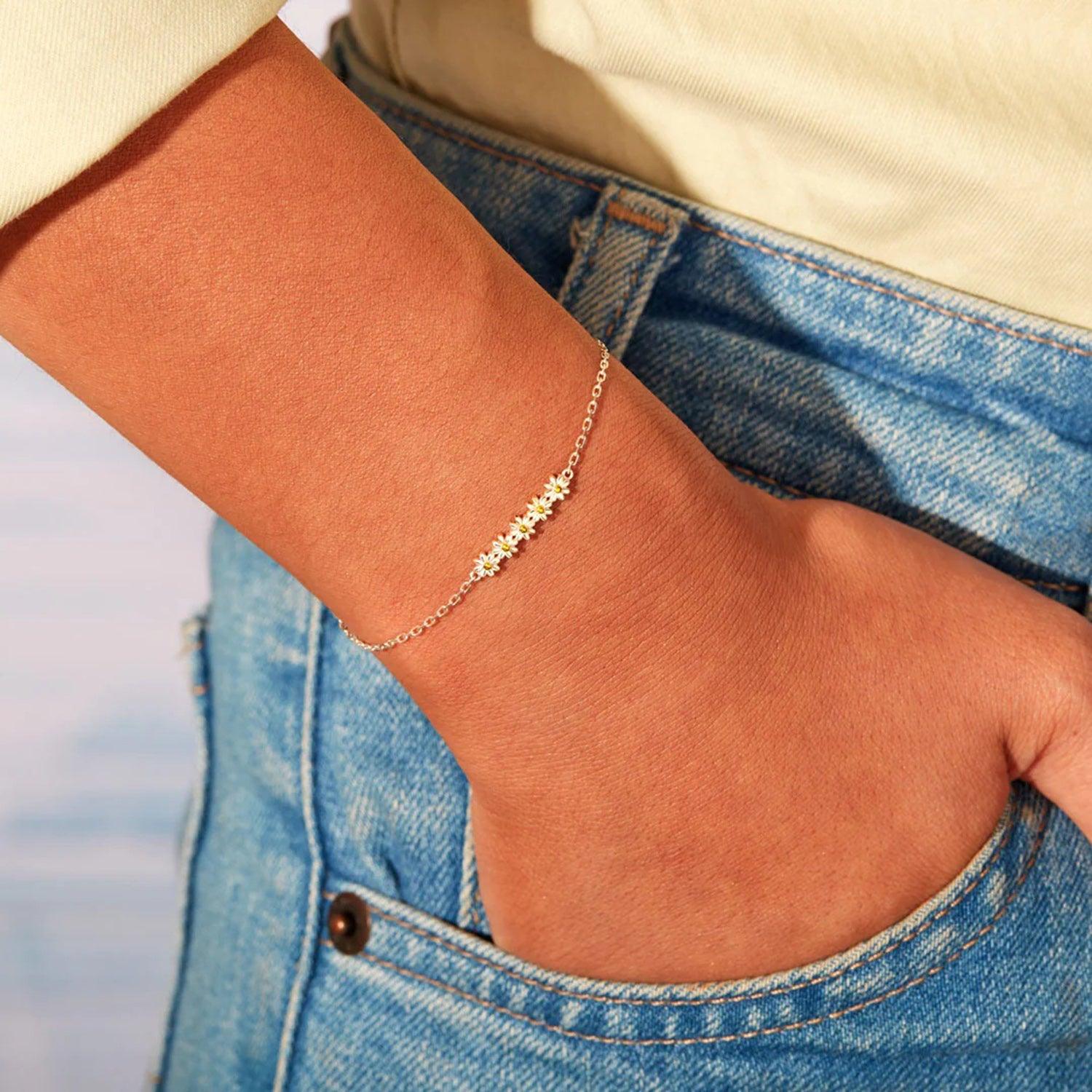 Daisy Shape Spring Ring Closure Bracelet Carauana Store